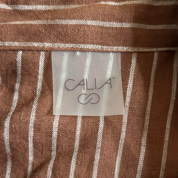 Men's Brown and White Striped Button-Down Shirt - Picture 2 of 4